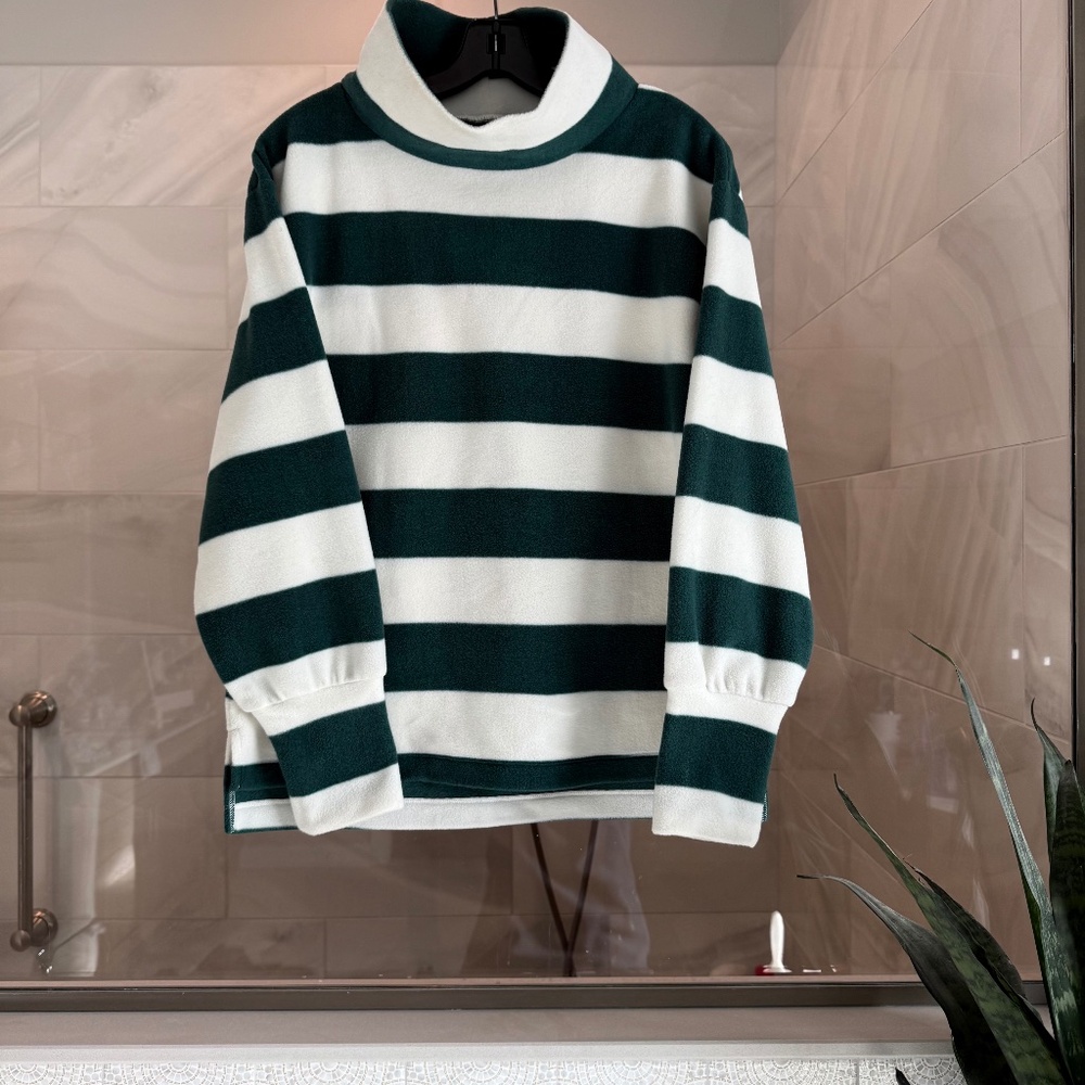 Dudley Stephens Vello Fleece Milton Street Turtleneck Green/White Stripe - Small - Picture 4 of 9